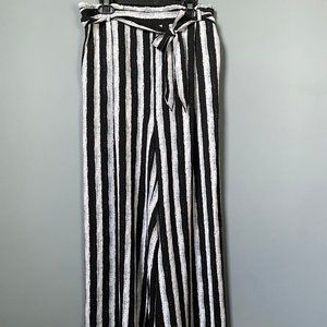 Primark Wide-legged Black and White Stripe Pants